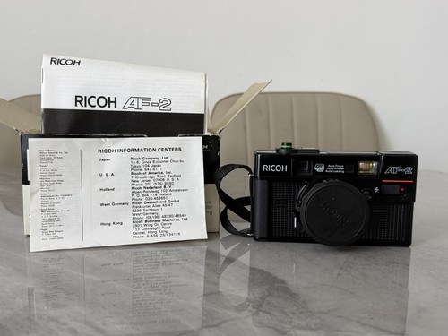 Fast neuwertig ricoh - [fast, af-2