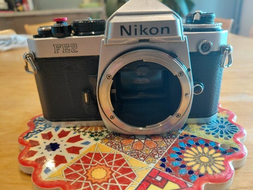 Nikon fe2 - nikon,