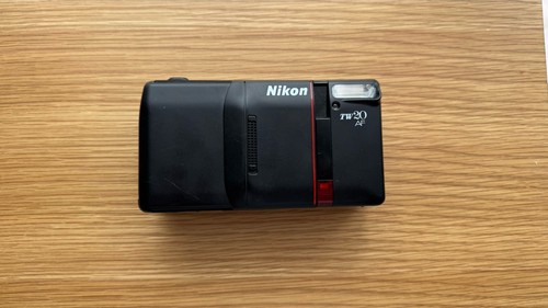 Nikon analog kamera - tw, 20